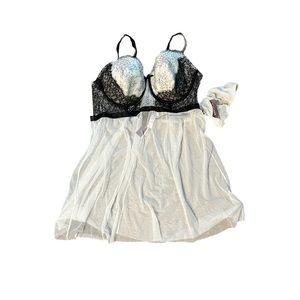 Cacique Seriously Sexy Collection white and Black lace 38DD 2pc Babydoll Set
